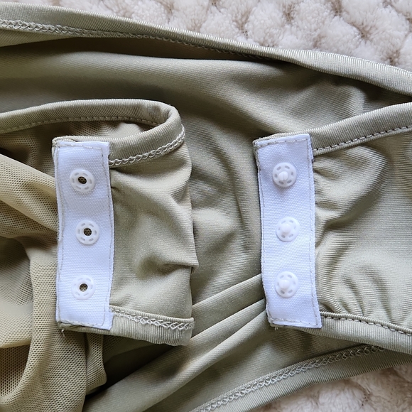 Dolmi Mesh Front Bodysuit - Picture 8 of 10